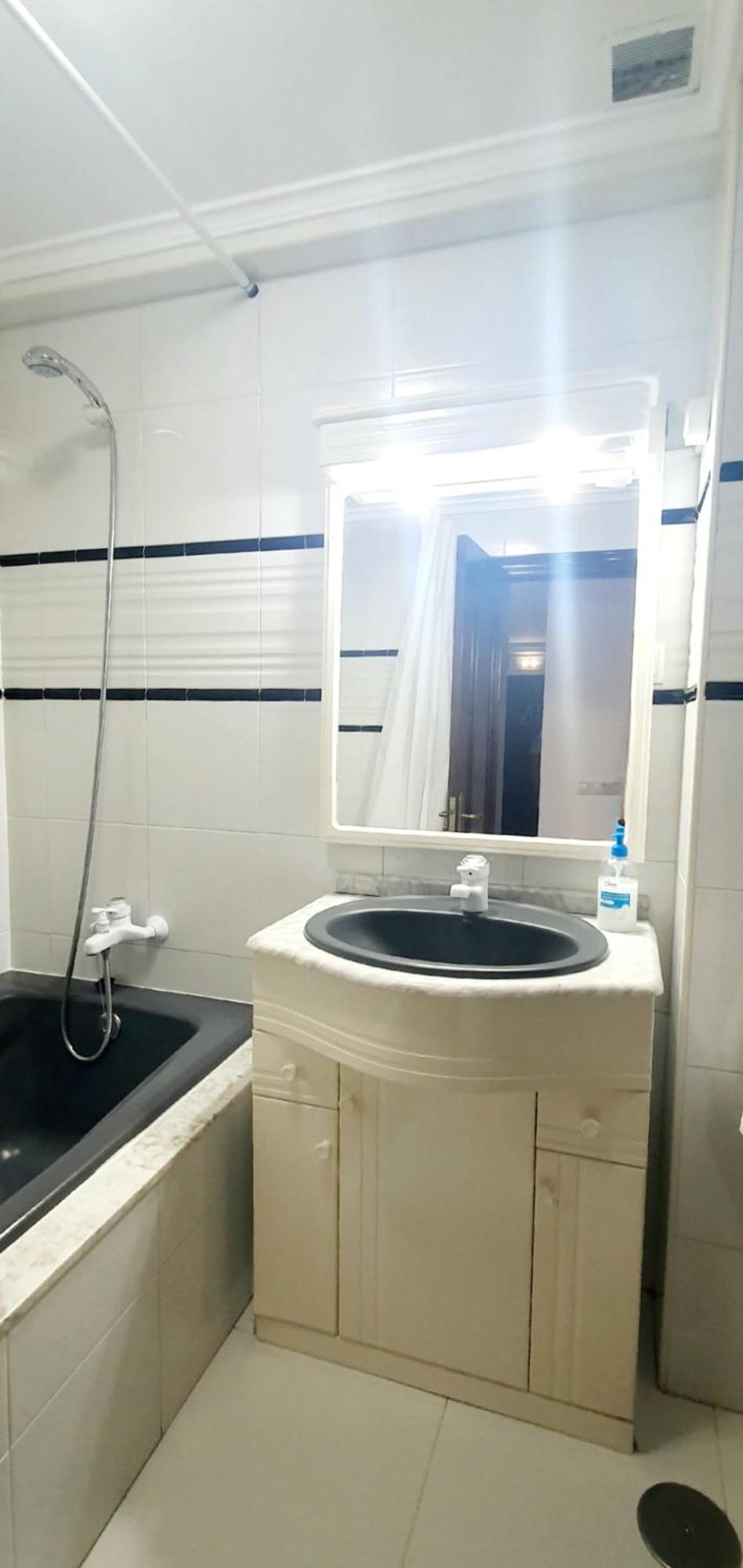 Apartamento Oviedo Proximo Inst Oftalmologico Fdez-Vega מראה חיצוני תמונה