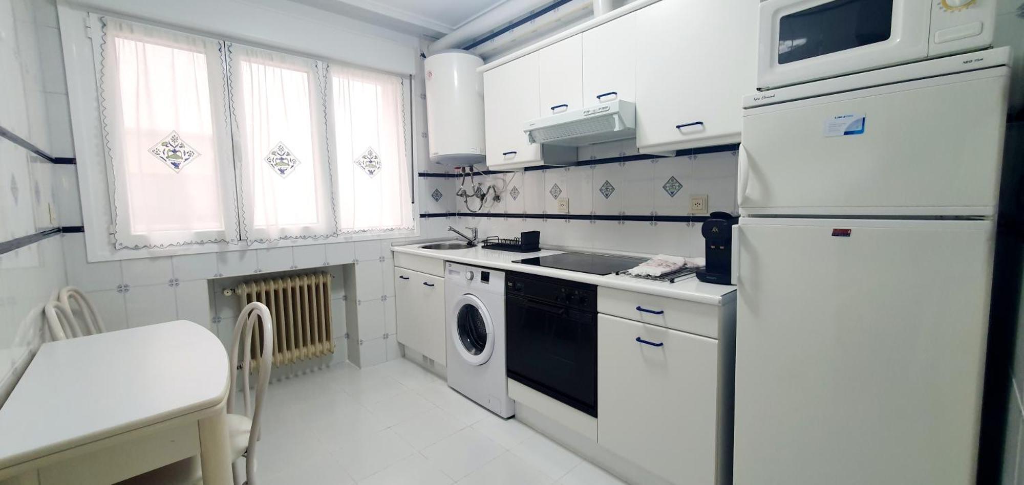 Apartamento Oviedo Proximo Inst Oftalmologico Fdez-Vega מראה חיצוני תמונה